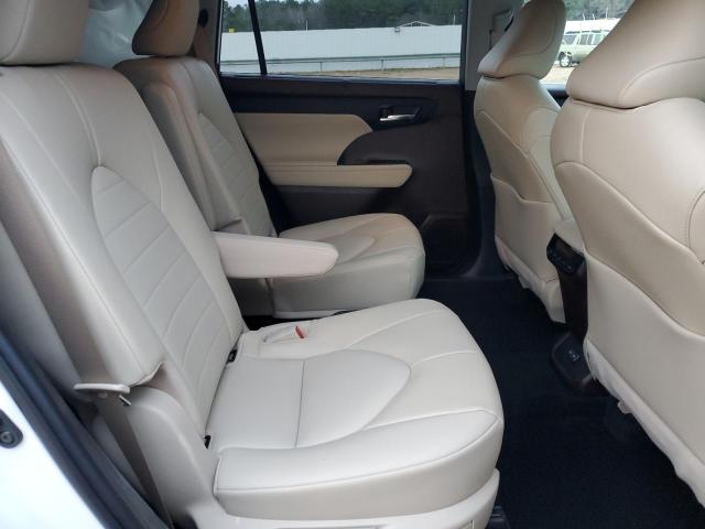 Photo 11 from auction – 2022 TOYOTA HIGHLANDER with VIN 5TDGZRAH5NS556340
