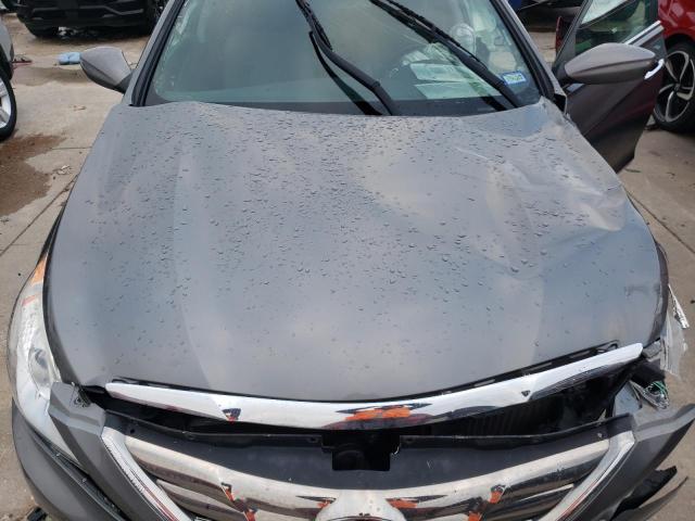 Photo 11 from auction – 2012 HYUNDAI SONATA SE with VIN 5NPEC4ABXCH429917