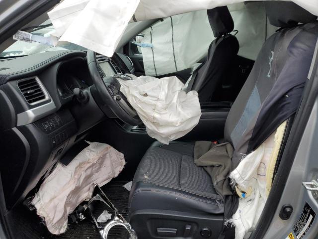 Photo 7 from auction – 2018 TOYOTA HIGHLANDER with VIN 5TDBZRFH5JS845019