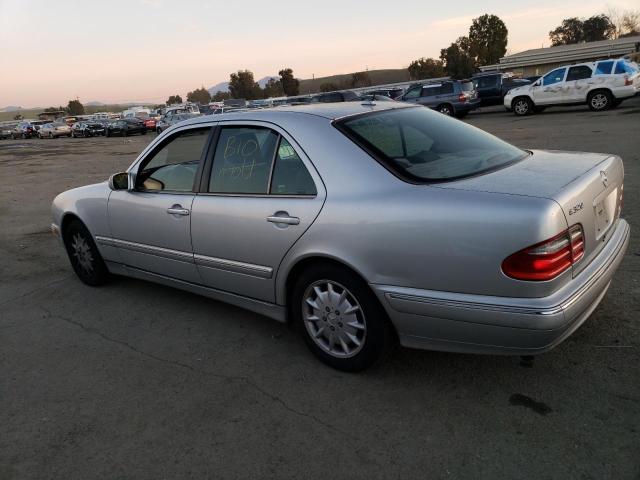 Photo 2 from auction – 2000 MERCEDES-BENZ E 320 with VIN WDBJF65J8YB053342