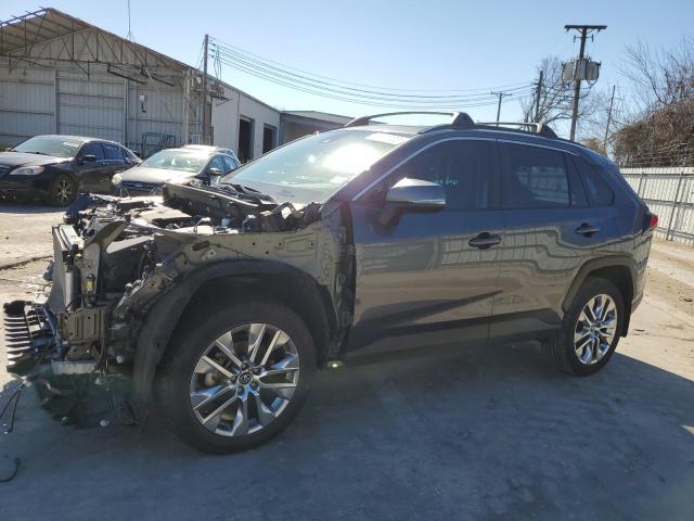 Photo 1 from auction – 2021 TOYOTA RAV4 XLE P with VIN 2T3C1RFV8MC104577