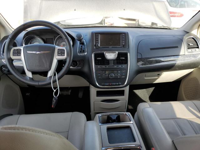 Photo 8 from auction – 2016 CHRYSLER TOWN & COU with VIN 2C4RC1BG7GR149178