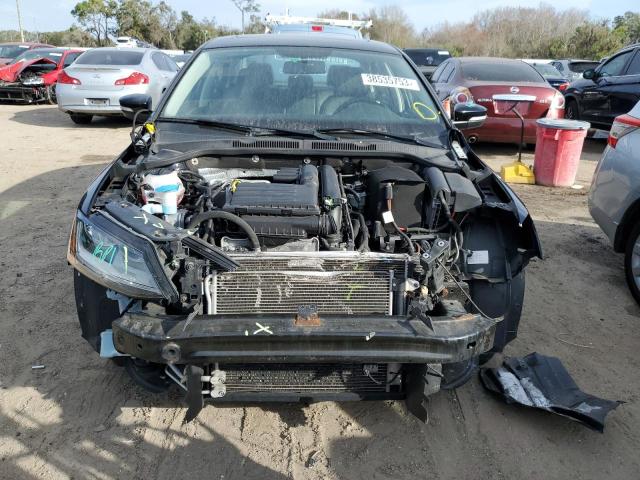 Photo 5 from auction – 2017 VOLKSWAGEN JETTA SE with VIN 3VWDB7AJ3HM238006