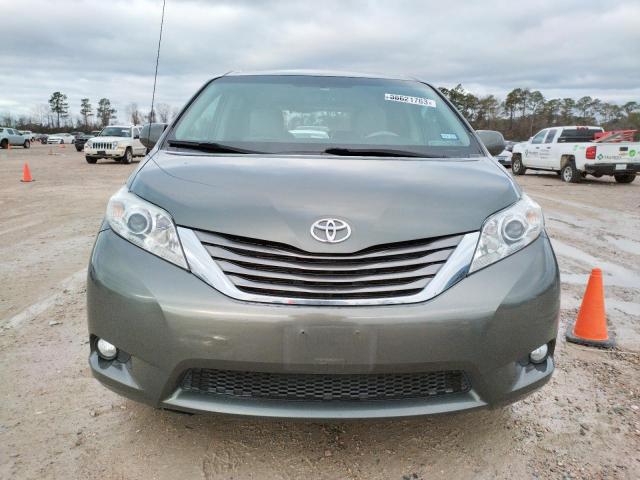 Photo 5 from auction – 2013 TOYOTA SIENNA XLE with VIN 5TDYK3DCXDS369499