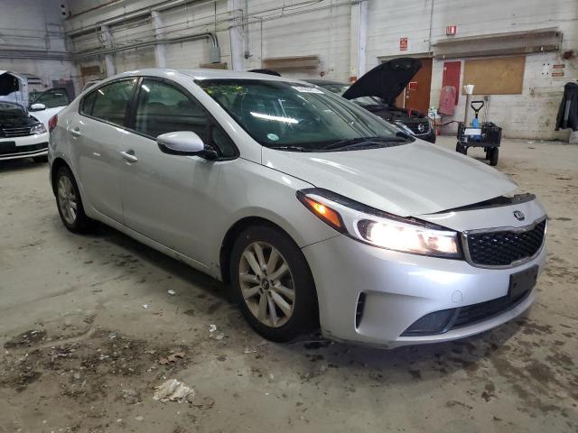 Photo 4 from auction – 2017 KIA FORTE LX with VIN 3KPFL4A75HE153447