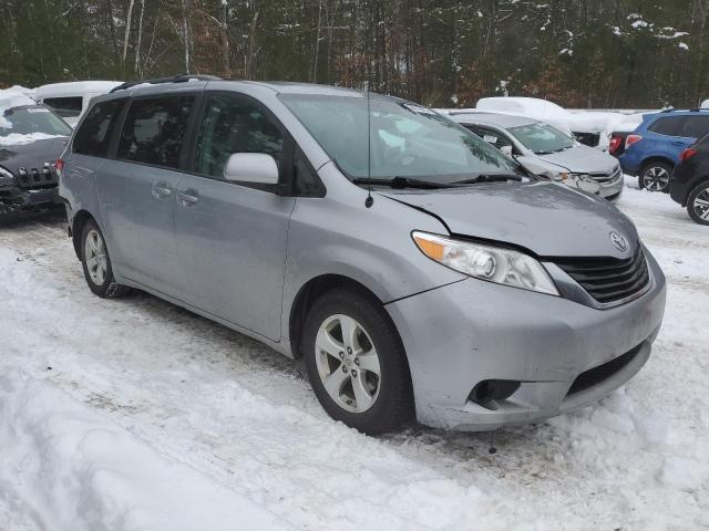 Photo 4 from auction – 2012 TOYOTA SIENNA LE with VIN 5TDKK3DC9CS259094