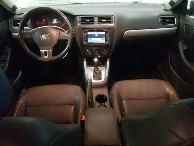 Photo 8 from auction – 2012 VOLKSWAGEN JETTA TDI with VIN 3VWLL7AJ8CM376433