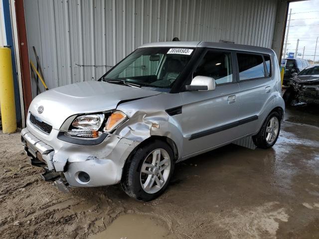 KIA SOUL + 2010 with VIN KNDJT2A20A7115455 - Photo from auction