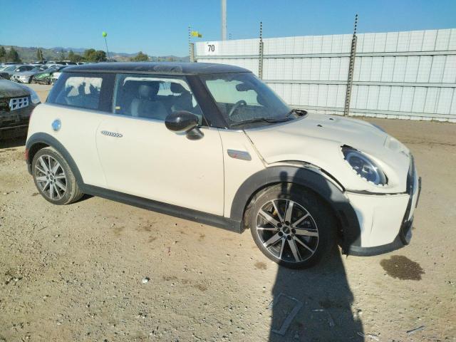 Photo 4 from auction – 2023 MINI COOPER S with VIN WMW53DH08P2S75149