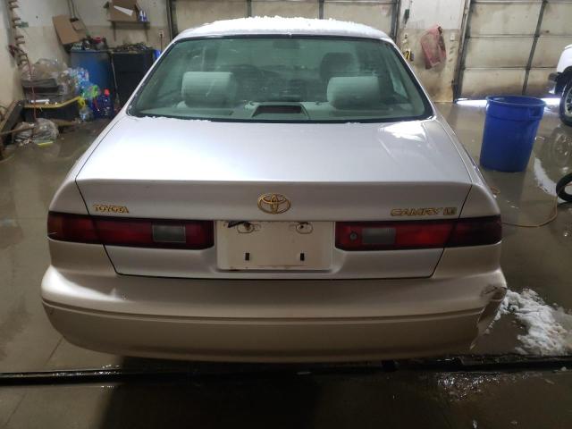 Photo 6 from auction – 1997 TOYOTA CAMRY CE with VIN 4T1BG22K8VU009345