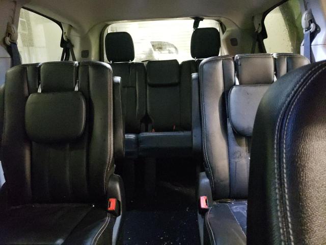 Photo 10 from auction – 2015 CHRYSLER TOWN & COU with VIN 2C4RC1BG5FR545155
