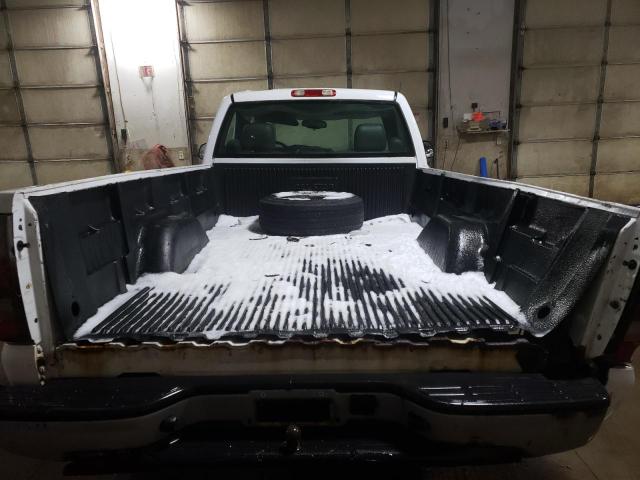 Photo 10 from auction – 2005 CHEVROLET SILVERADO with VIN 1GCEC14X15Z233057
