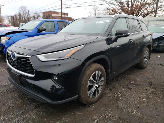 TOYOTA HIGHLANDER 2021 with VIN 5TDGBRCH7MS023714 - Photo from auction