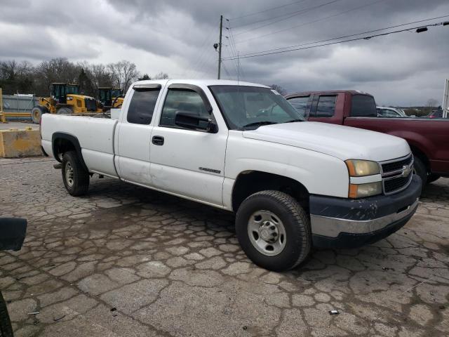 Photo 4 from auction – 2006 CHEVROLET SILVERADO with VIN 1GCHC29U66E204020