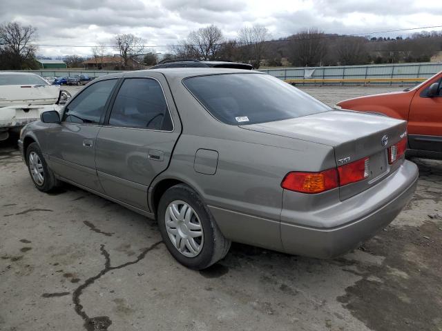Photo 2 from auction – 2000 TOYOTA CAMRY CE with VIN 4T1BG22K7YU008031