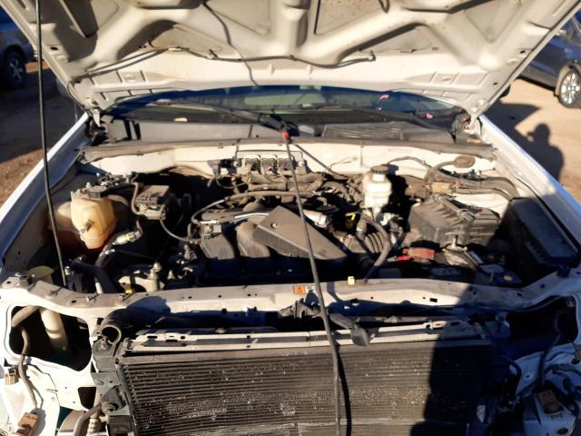 Photo 11 from auction – 2008 FORD ESCAPE XLT with VIN 1FMCU93158KB93624