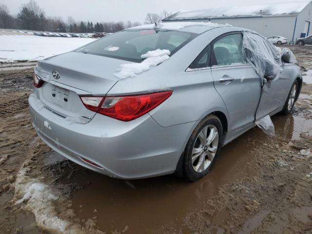 Photo 3 from auction – 2011 HYUNDAI SONATA SE with VIN 5NPEC4AC6BH121568