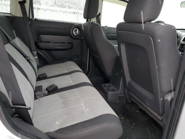 Photo 10 from auction – 2008 DODGE NITRO SXT with VIN 1D8GU28KX8W123044