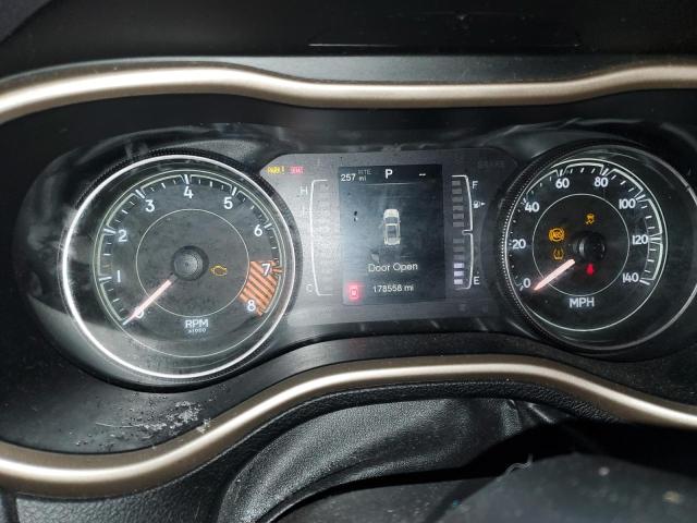 Photo 9 from auction – 2014 JEEP CHEROKEE L with VIN 1C4PJLCSXEW254071