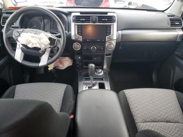 Photo 8 from auction – 2020 TOYOTA 4RUNNER SR with VIN JTEBU5JR4L5819443