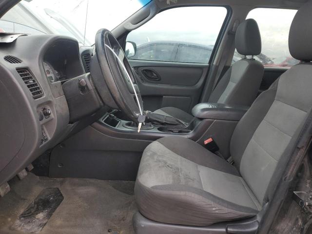 Photo 7 from auction – 2005 FORD ESCAPE XLS with VIN 1FMYU02Z65KE24244