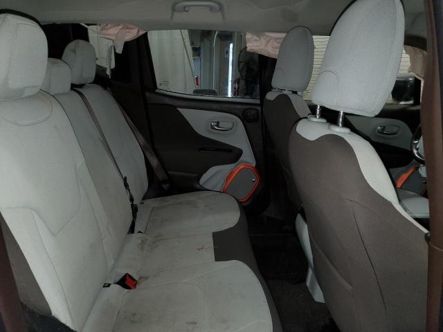 Photo 11 from auction – 2016 JEEP RENEGADE L with VIN ZACCJBBT9GPD21519