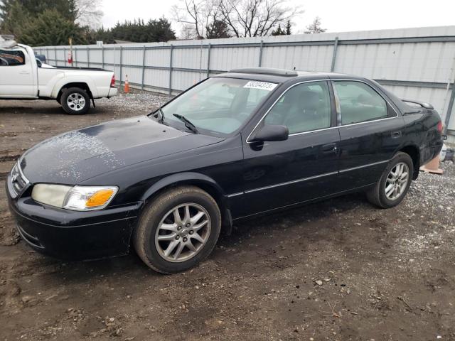 TOYOTA CAMRY LE 2000 with VIN 4T1BF28K7YU942412 - Photo from auction