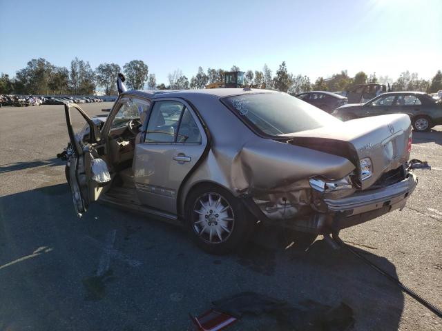 Photo 2 from auction – 2000 MERCEDES-BENZ E 320 with VIN WDBJF65J3YB027912