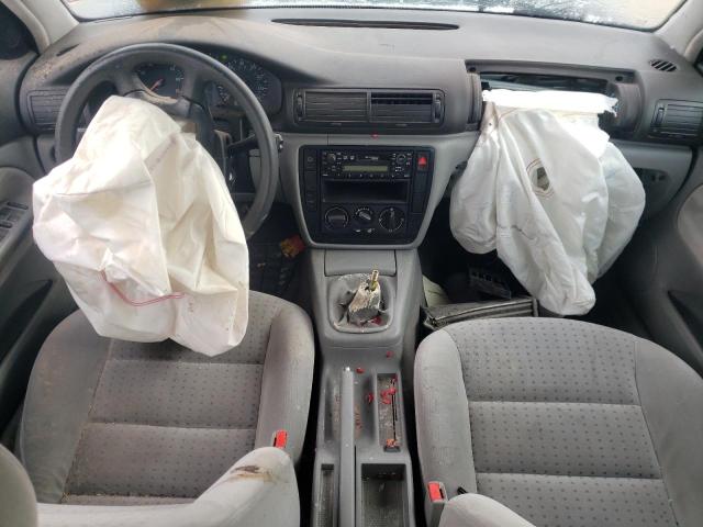 Photo 8 from auction – 2000 VOLKSWAGEN PASSAT GLS with VIN WVWNA23B4YE243000