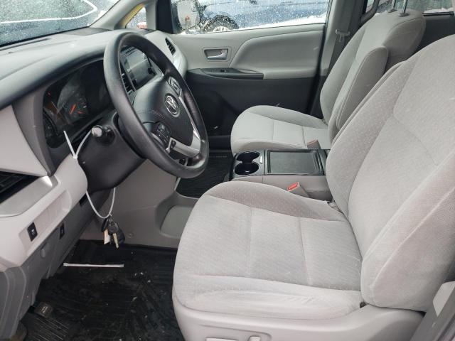 Photo 7 from auction – 2017 TOYOTA SIENNA LE with VIN 5TDJZ3DC2HS185628
