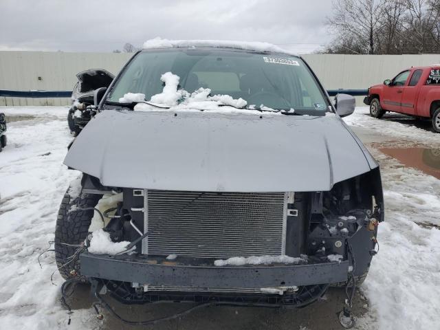 Photo 5 from auction – 2013 CHRYSLER TOWN & COU with VIN 2C4RC1BG8DR805111