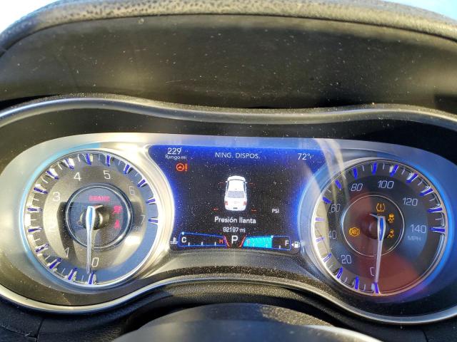 Photo 9 from auction – 2015 CHRYSLER 300 LIMITE with VIN 2C3CCAAG1FH929953