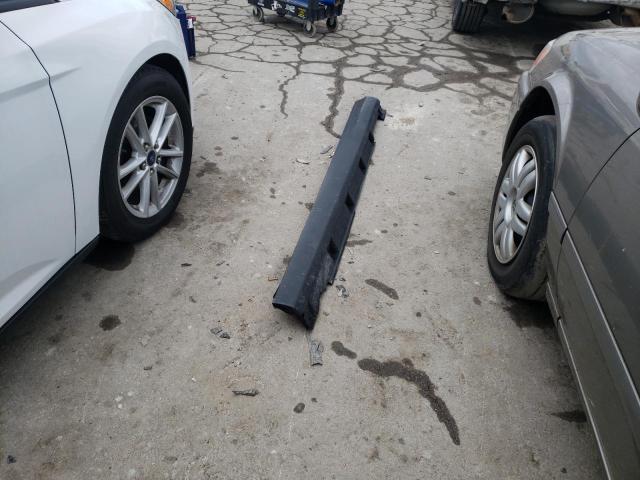 Photo 12 from auction – 2015 FORD FOCUS SE with VIN 1FADP3F28FL256472