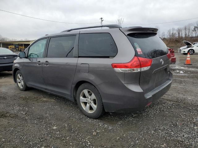 Photo 2 from auction – 2011 TOYOTA SIENNA LE with VIN 5TDKK3DC2BS049614
