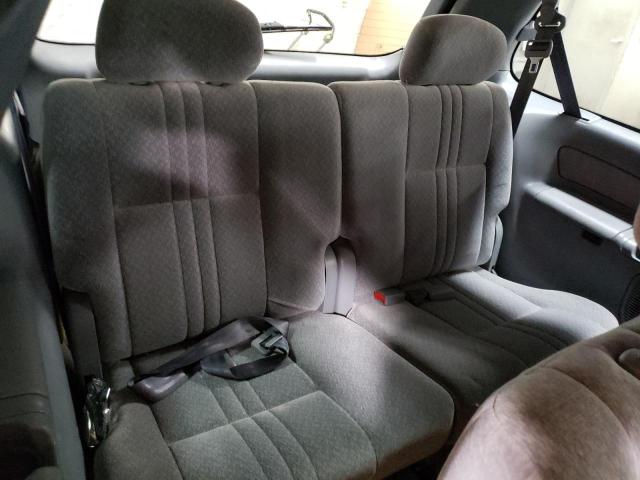 Photo 10 from auction – 2002 TOYOTA SIENNA CE with VIN 4T3ZF19C12U458315