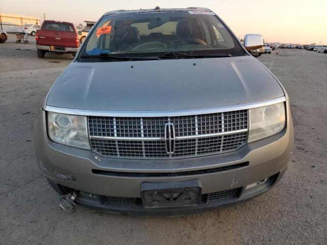 Photo 5 from auction – 2008 LINCOLN MKX with VIN 2LMDU88CX8BJ27755