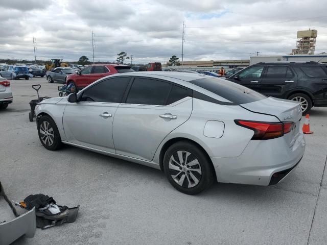 Photo 2 from auction – 2019 NISSAN ALTIMA S with VIN 1N4BL4BV4KN312155