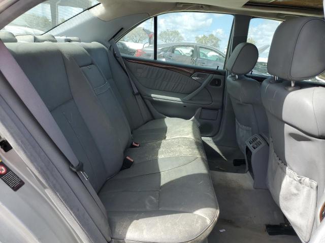 Photo 10 from auction – 2000 MERCEDES-BENZ E 320 with VIN WDBJF65J2YB119724