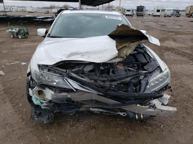 Photo 5 from auction – 2017 ACURA ILX BASE W with VIN 19UDE2F32HA002372