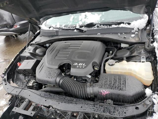 Photo 11 from auction – 2019 CHRYSLER 300 LIMITE with VIN 2C3CCAKG0KH594967
