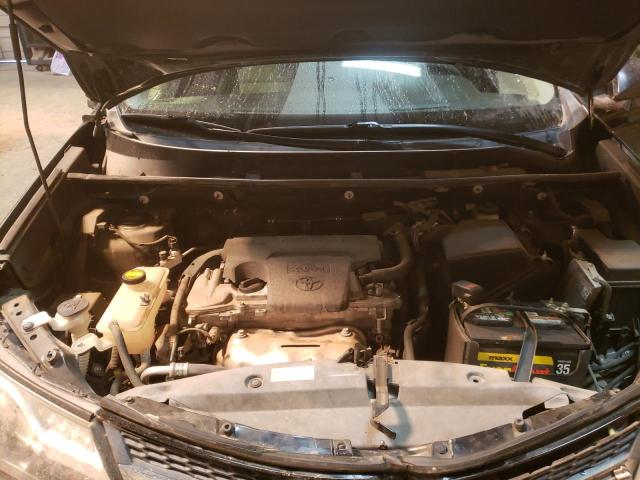 Photo 12 from auction – 2015 TOYOTA RAV4 LE with VIN 2T3ZFREV3FW231509
