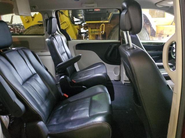 Photo 11 from auction – 2015 CHRYSLER TOWN & COU with VIN 2C4RC1BG7FR534559