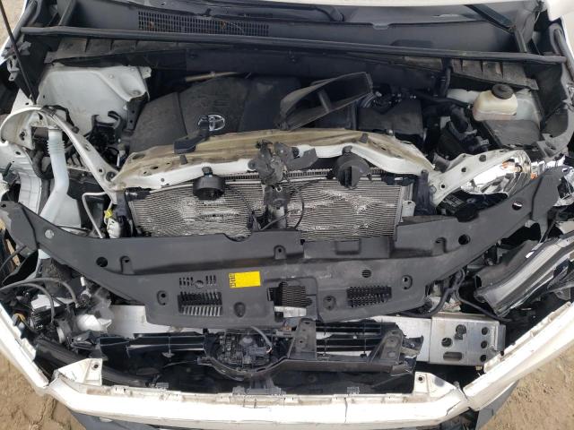 Photo 12 from auction – 2018 TOYOTA HIGHLANDER with VIN 5TDKZRFH8JS535625