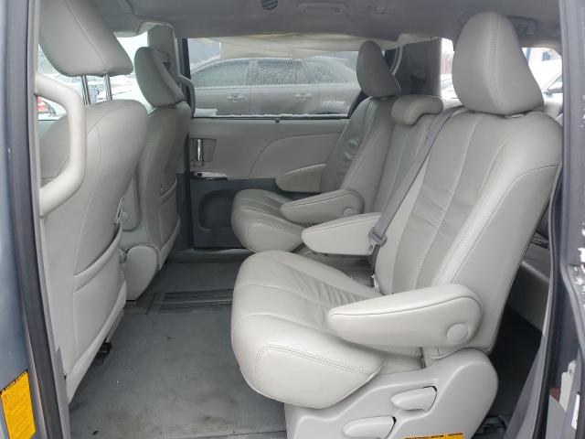 Photo 11 from auction – 2011 TOYOTA SIENNA XLE with VIN 5TDYK3DC4BS146775