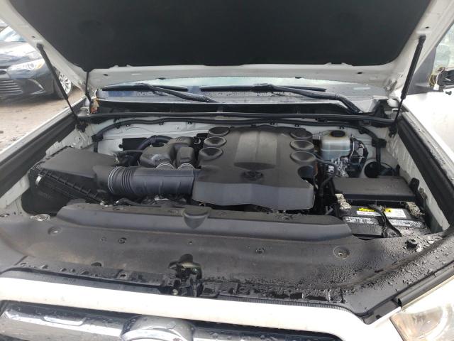 Photo 12 from auction – 2010 TOYOTA 4RUNNER SR with VIN JTEBU5JR3A5006561