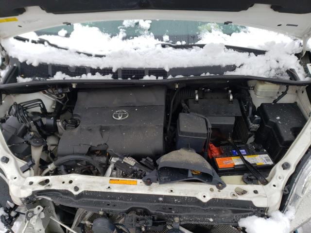 Photo 12 from auction – 2011 TOYOTA SIENNA XLE with VIN 5TDDK3DC2BS025015