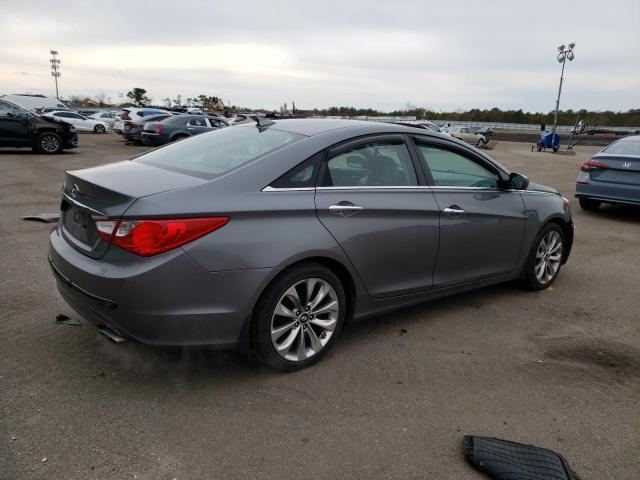 Photo 3 from auction – 2013 HYUNDAI SONATA SE with VIN 5NPEC4AC1DH597956