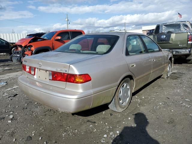Photo 3 from auction – 2000 TOYOTA CAMRY CE with VIN 4T1BG22KXYU926873