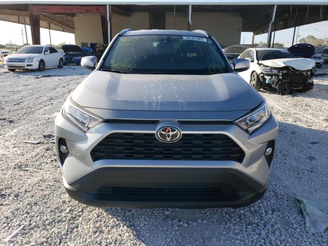 Photo 5 from auction – 2021 TOYOTA RAV4 XLE with VIN 2T3W1RFVXMC097225
