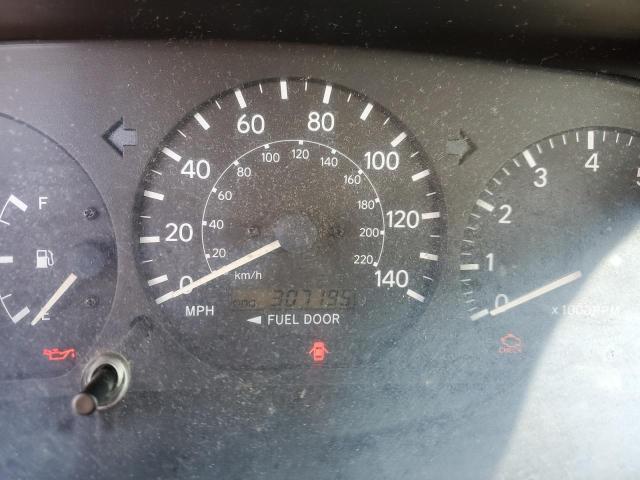 Photo 9 from auction – 2000 TOYOTA CAMRY CE with VIN 4T1BG22KXYU926873